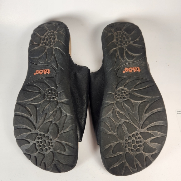 TAOS Women's Gift 2 Sandal Size 8 Black Leather Arch Support Shoe - Picture 8 of 11
